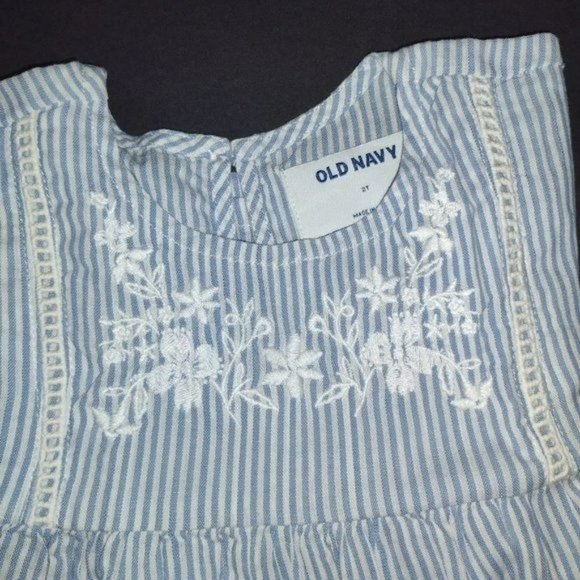Chambray  dress for toddler girls - with button-loop keyhole opening at nape- 2T - Picture 10 of 11